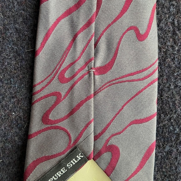 Silk Neck Tie - Picture 6 of 6